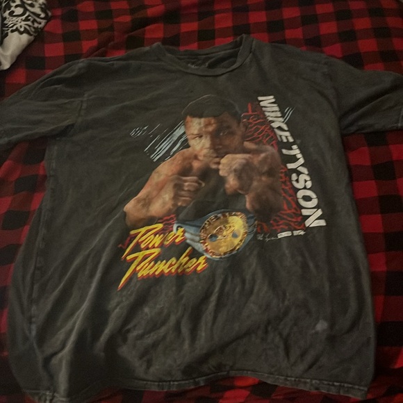 Mike Tyson power punch tee size large - Picture 4 of 4
